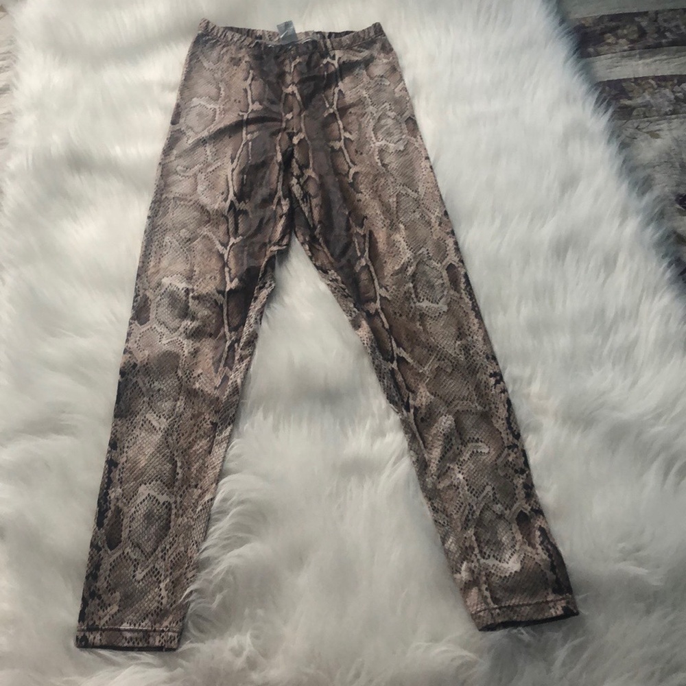 ✨Nordstrom legging animal print✨